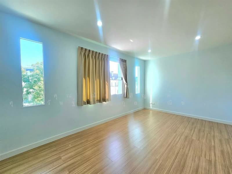 Plus Park Avenue Lasalle - Srinakarin, Bangkok, Bang Na Tai, Bang Na, Bang Na, Bangkok, 4 Bedrooms, 245 sqm, Townhouse For Sale, by คุณ ณัจภสิญาค์ ศุภควัษฐ์กาญกุล (ณิชชา), 500187890 - DDproperty.com