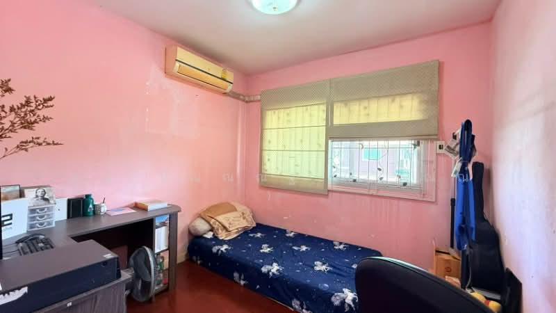 Baan Pruksa 12, Pathum Thani, Khlong Sam, Khlong Luang, Pathum Thani, 3 Bedrooms, 100 sqm, Townhouse For Sale, by คุณ ปัณณณัฐ ( ปัณณ์ ), 500187900 - DDproperty.com