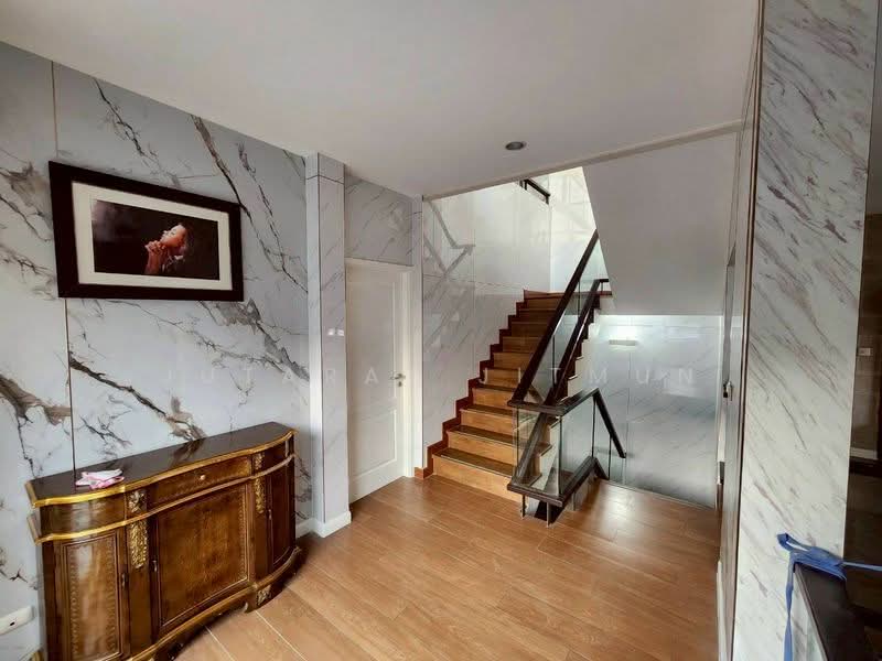 Baan Lumpini Suanluang Rama 9 Phase 2, Bangkok, Chaloem Phrakiat Rama 9 Road, Prawet, Prawet, Bangkok, 6 Bedrooms, 400 sqm, Single Detached House For Rent, by Jutarat Jitmun, 500187914 - DDproperty.com