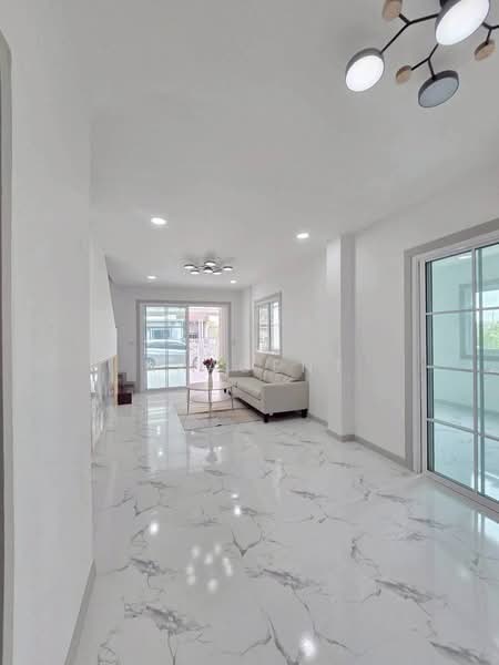 Baan Buathong 4, Nonthaburi, Ban Kluay-Sai Noi Road, Phimonrat, Bang Bua Thong, Nonthaburi, 3 Bedrooms, 100 sqm, Townhouse For Sale, by NRagent, 500187924 - DDproperty.com