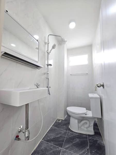 Baan Buathong 4, Nonthaburi, Ban Kluay-Sai Noi Road, Phimonrat, Bang Bua Thong, Nonthaburi, 3 Bedrooms, 100 sqm, Townhouse For Sale, by NRagent, 500187924 - DDproperty.com