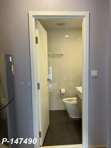 Chambers On-Nut Station, Bangkok, Soi Sukhumvit 81, Sukhumvit Road, Phra Kanong Nua, Watthana, Bangkok, 1 Bedroom, 26 sqm, Condo For Rent, by Susira Preuksawun, 500187925 - DDproperty.com