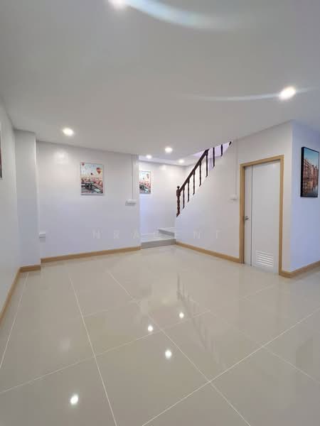 Baan Rotsukhon, Nonthaburi, Bang Mae Nang, Bang Yai, Nonthaburi, 3 Bedrooms, 97 sqm, Townhouse For Sale, by NRagent, 500187948 - DDproperty.com