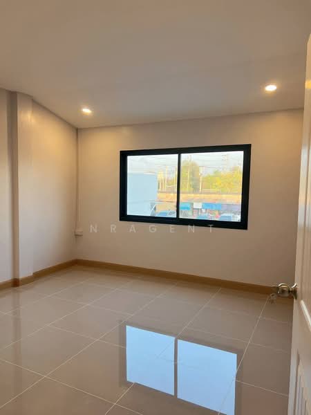 Baan Rotsukhon, Nonthaburi, Bang Mae Nang, Bang Yai, Nonthaburi, 3 Bedrooms, 97 sqm, Townhouse For Sale, by NRagent, 500187948 - DDproperty.com