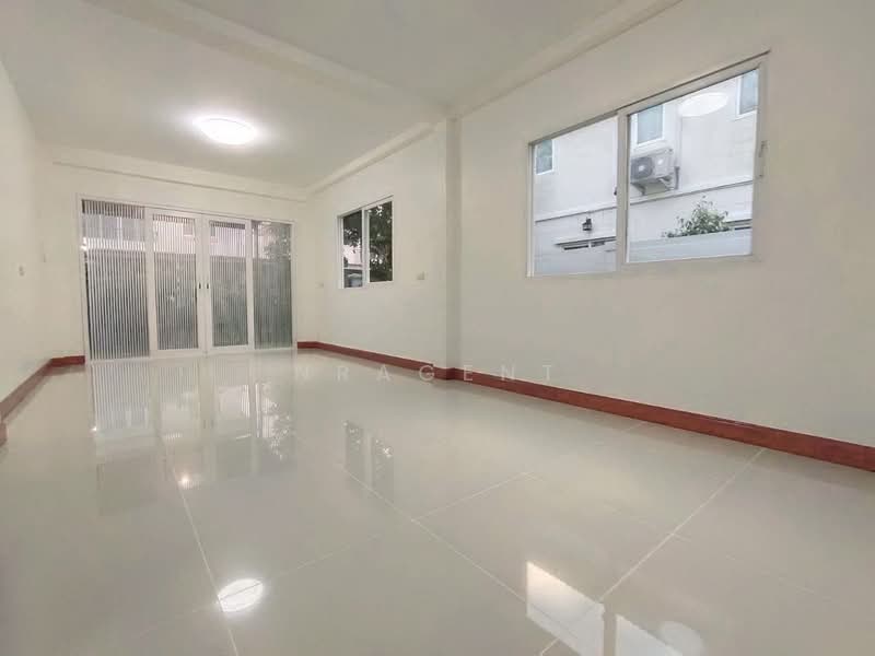 For Sale - Supalai Ville Ratcahpruek-Bangbuathong, Nonthaburi