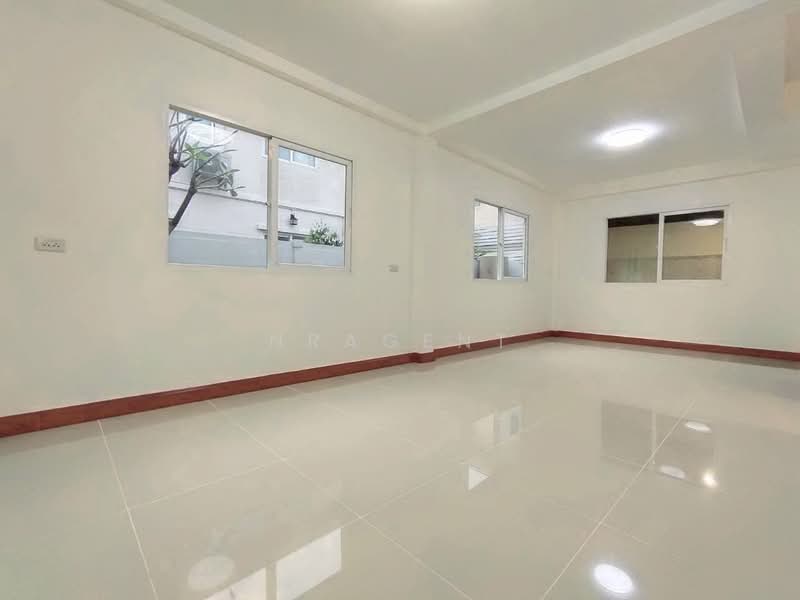 For Sale - Supalai Ville Ratcahpruek-Bangbuathong, Nonthaburi