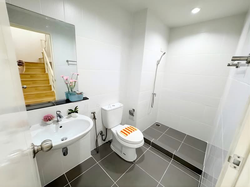 Baan klang muang Phaholyothin 50, Bangkok, Soi Phahonyothin 50, Khlong Tanon, Sai Mai, Bangkok, 3 Bedrooms, 180 sqm, Townhouse For Sale, by NRagent, 500188003 - DDproperty.com
