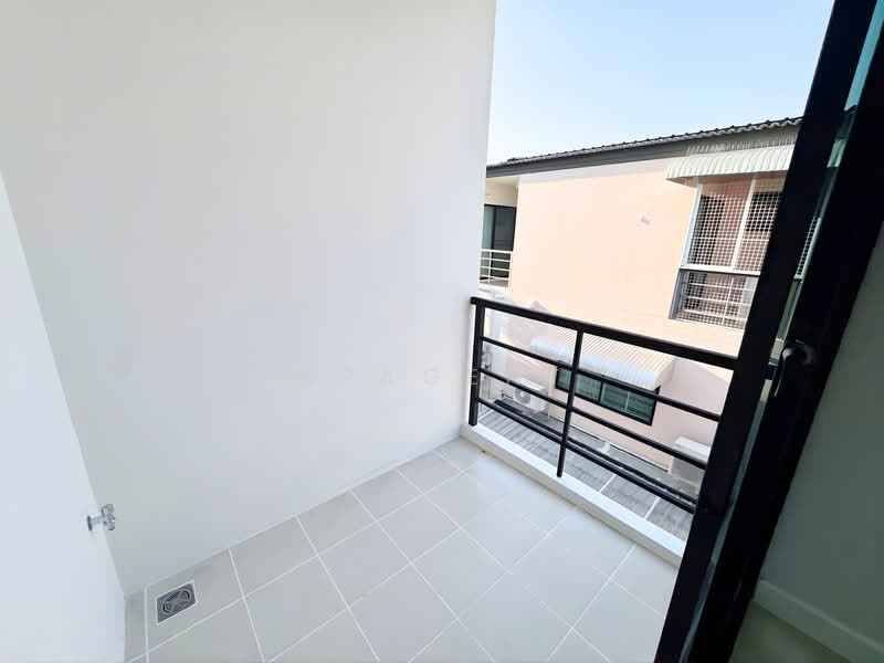 Baan klang muang Phaholyothin 50, Bangkok, Soi Phahonyothin 50, Khlong Tanon, Sai Mai, Bangkok, 3 Bedrooms, 180 sqm, Townhouse For Sale, by NRagent, 500188003 - DDproperty.com