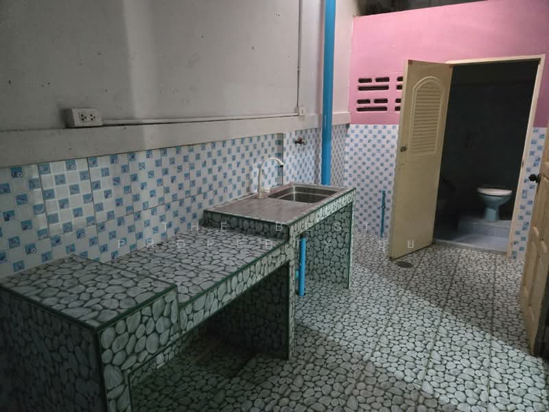 บ้านอิสระ (Baan Issara), Chanthaburi, Ko Khwang, Muang Chanthaburi, Chanthaburi, 2 Bedrooms, 100 sqm, Townhouse For Sale, by The Best Property ยุ้ย, 500188016 - DDproperty.com