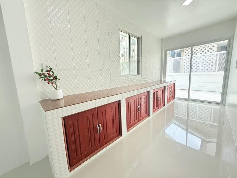 บ้านคุณาภัทร 3, Nonthaburi, Phimonrat, Bang Bua Thong, Nonthaburi, 4 Bedrooms, 140 sqm, Single Detached House For Sale, by NR AGENT, 500188054 - DDproperty.com