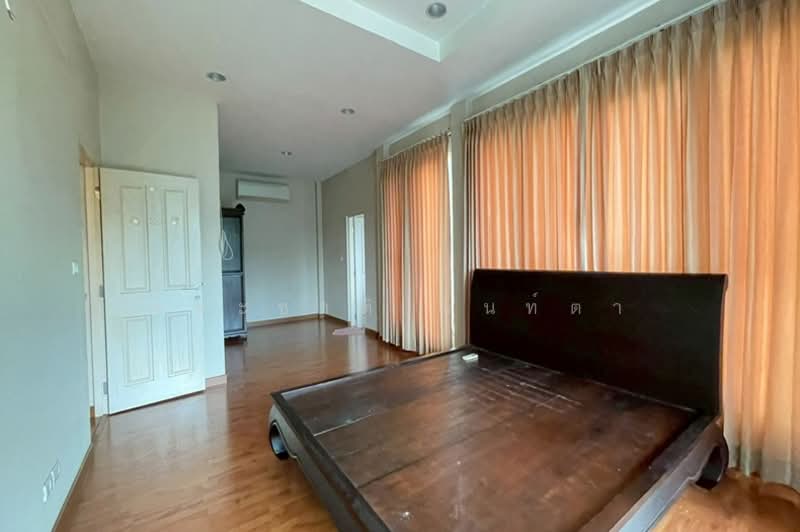 The City Ratchaphruek-Charan 13, Bangkok, Bang Waek Road, Bang Waek, Phasi Charoen, Bangkok, 3 Bedrooms, 217 sqm, Single Detached House For Sale, by ชนะชาติ นนท์ตา, 500188068 - DDproperty.com