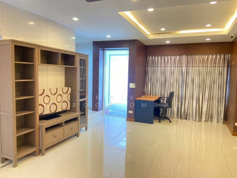 Noble Cube Pattanakarn, Bangkok, Phatthanakan Road, Suan Luang, Suan Luang, Bangkok, 3 Bedrooms, 100 sqm, Townhouse For Rent, by Amwika Karoonsombat, 500188081 - DDproperty.com