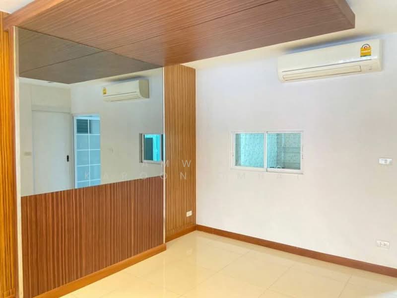 Noble Cube Pattanakarn, Bangkok, Phatthanakan Road, Suan Luang, Suan Luang, Bangkok, 3 Bedrooms, 100 sqm, Townhouse For Rent, by Amwika Karoonsombat, 500188081 - DDproperty.com