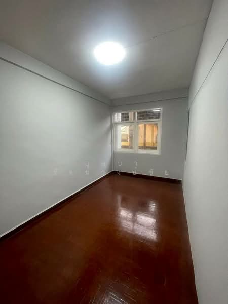 For Rent - ทำเล BTS ราชเทวี ซ.เพชรบุรี 5 ให้เช่าอาคารพาณิชย์ 4 ชั้นรวมดาดฟ้า รีโนเวทใหม่ ตึกสวย พร้อมอยู่, Bangkok