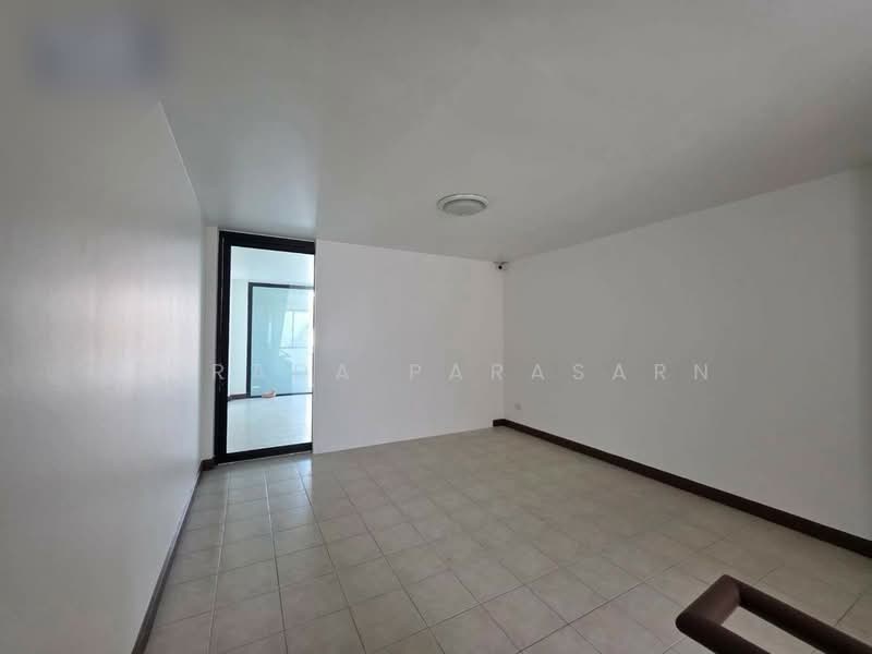 อาคารพาณิชย์ 3.5 โครงการ เดอะวิลเลจ, กรุงเทพ, บางชัน, คลองสามวา, กรุงเทพ, 168 ตร.ม., ทาวน์เฮ้าส์ ให้เช่า, โดย Airada Parasarn, 500188140 - DDproperty.com