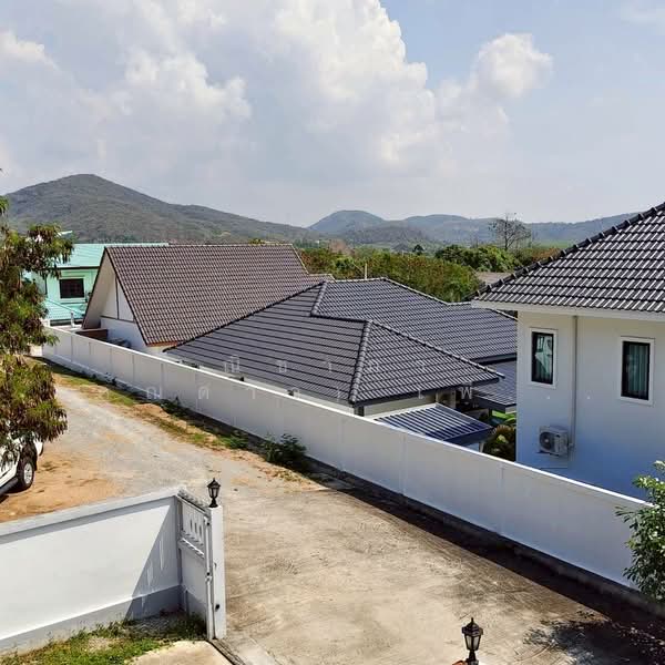 ซอยเทศบาล 99 - เขาหมอน สัตหับ อำเภอสัตหีบ จังหวัดชลบุรี, Chon Buri (Pattaya), ถนนซอยเทศบาล 99 - เขาหมอน, Sattahip, Sattahip, Chon Buri (Pattaya), 4 Bedrooms, 344 sqm, Single Detached House For Sale, by Nichapa Phiachan, 500188145 - DDproperty.com