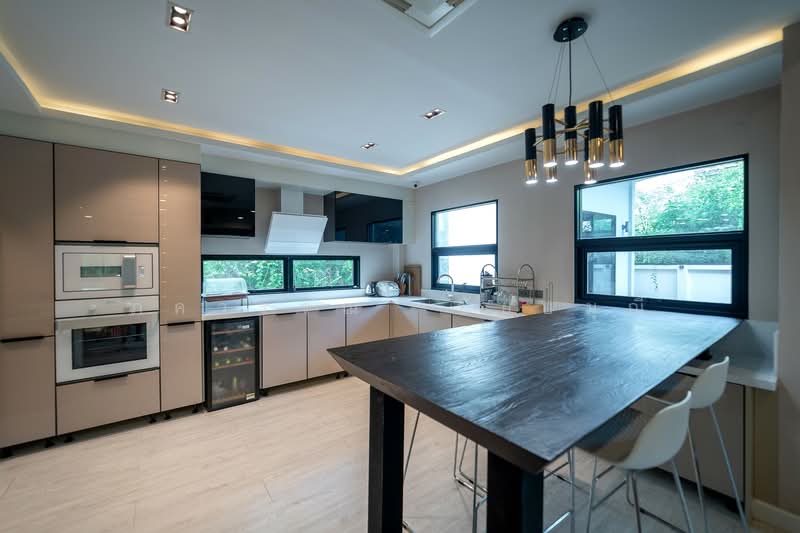 Greenville Beach 2 Bangsan, Chon Buri (Pattaya), Ban Kao 5 Rd., Ban Khao, Phan Thong, Chon Buri (Pattaya), 4 Bedrooms, 400 sqm, Single Detached House For Rent, by Pakkawan Chaiyamunee, 500188152 - DDproperty.com