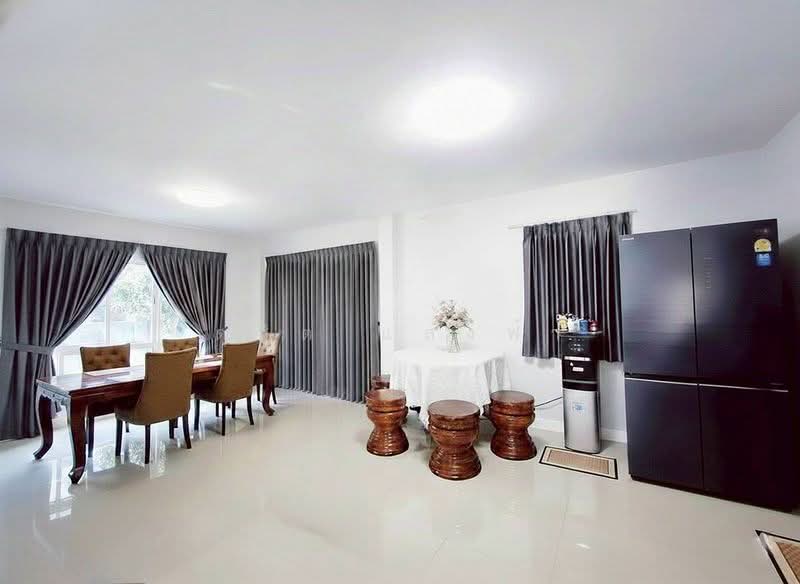 ให้เช่าบ้านเดี่ยวหลังใหญ่ ม.เลควัลเล่ย์บ่อวิน ศรีราชา, Chon Buri (Pattaya), Bo Win, Si Racha, Chon Buri (Pattaya), 3 Bedrooms, 350 sqm, Single Detached House For Rent, by Dusit Saengfa, 500188162 - DDproperty.com