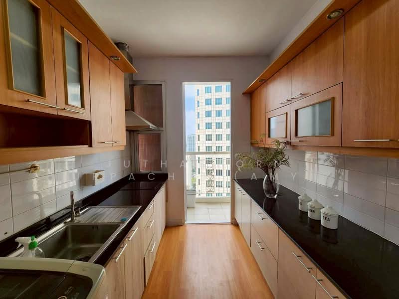 Citi Smart Sukhumvit 18, Bangkok, 366 Soi Sukhumvit 18, Sukhumvit Road, Khlong Toei, Khlong Toei, Bangkok, 3 Bedrooms, 180 sqm, Condo For Rent, by Juthabhorn Uppachit (Amy), 500188173 - DDproperty.com