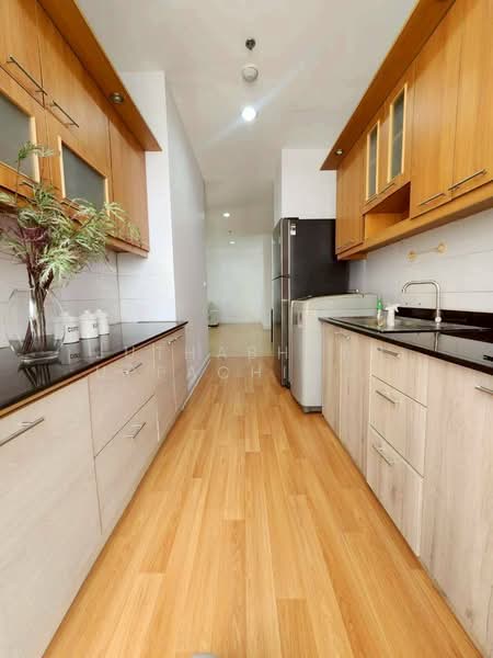 Citi Smart Sukhumvit 18, Bangkok, 366 Soi Sukhumvit 18, Sukhumvit Road, Khlong Toei, Khlong Toei, Bangkok, 3 Bedrooms, 180 sqm, Condo For Rent, by Juthabhorn Uppachit (Amy), 500188173 - DDproperty.com