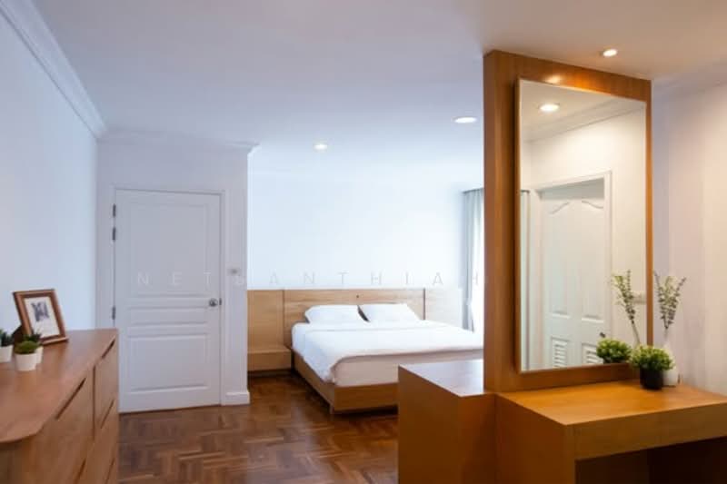 Baan Sawasdee, Bangkok, 42-1 Soi Sukhumvit 31, Khlongtoei Nua, Watthana, Bangkok, 3 Bedrooms, 260 sqm, Condo For Rent, by Netsanthiah Ai, 500188225 - DDproperty.com