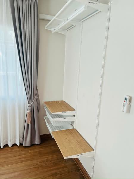 Centro Bangna-Wongwean : เซ็นโทร บางนา-วงแหวน, กรุงเทพ, ถนนกาญจนาภิเษก, ดอกไม้, ประเวศ, กรุงเทพ, 200 ตร.ม., บ้านเดี่ยว ให้เช่า, โดย นัทยาพร พึ่มกุล (เบนซ์), 500188229 - DDproperty.com