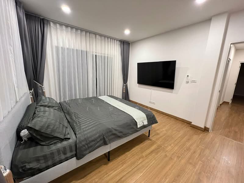 Centro Bangna-Wongwean, Bangkok, Kanchanaphisek Road, Dok Mai, Prawet, Bangkok, 4 Bedrooms, 200 sqm, Single Detached House For Rent, by Nattayaporn Peumkul (Benz), 500188229 - DDproperty.com