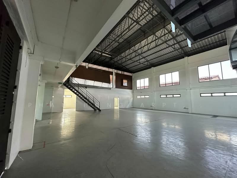 โกดัง โรงงาน ให้เช่า พร้อมอาคารสํานักงาน ซอยสุขุมวิท 101 ใกล้ BTS ปุณณวิถี, กรุงเทพ, บางจาก, พระโขนง, กรุงเทพ, 1,000 ตร.ม., โกดัง-โรงงาน ให้เช่า, โดย Tida phanthonglarptawee, 500188248 - DDproperty.com