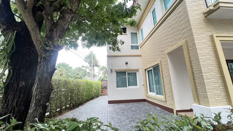 ลัดดารมย์ อิลิแกนซ์ วงแหวน สาทร ถูกสุด