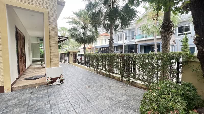 ลัดดารมย์ อิลิแกนซ์ วงแหวน สาทร ถูกสุด