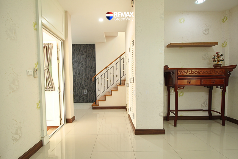 Laddarom Elegant Wongwan-Sathorn : ลัดดารมย์ อิลิแกนซ์ วงแหวน-สาทร, กรุงเทพ, 469 ถนน กาญจนาภิเษก, หลักสอง, บางแค, กรุงเทพ, 265 ตร.ม., บ้านเดี่ยว ขาย, โดย ปุณยวีร์ ภู่ทอง, 500188251 - ลัดดารมย์ อิลิแกนซ์ วงแหวน สาทร ถูกสุด - DDproperty.com