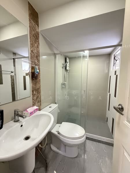 Golden Neo Ladprao-Kaset Nawamin, Bangkok, Soi Nawamin 42, Yak 7, Khlong Kum, Bueng Kum, Bangkok, 4 Bedrooms, 240 sqm, Semi-Detached House (Twin House) For Sale, by Nisakorn Chirangkapat, 500188260 - DDproperty.com