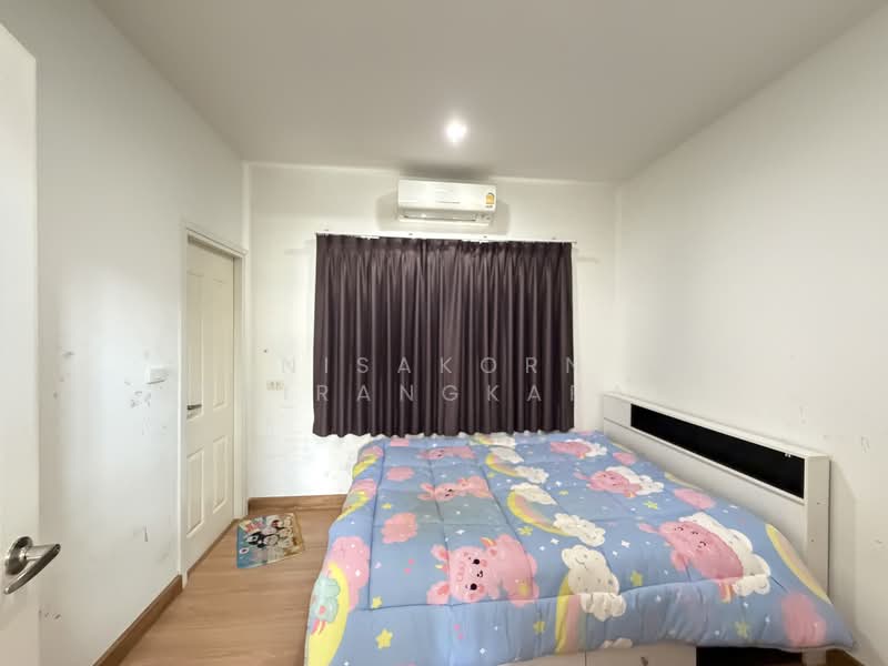 Golden Neo Ladprao-Kaset Nawamin, Bangkok, Soi Nawamin 42, Yak 7, Khlong Kum, Bueng Kum, Bangkok, 4 Bedrooms, 240 sqm, Semi-Detached House (Twin House) For Sale, by Nisakorn Chirangkapat, 500188260 - DDproperty.com