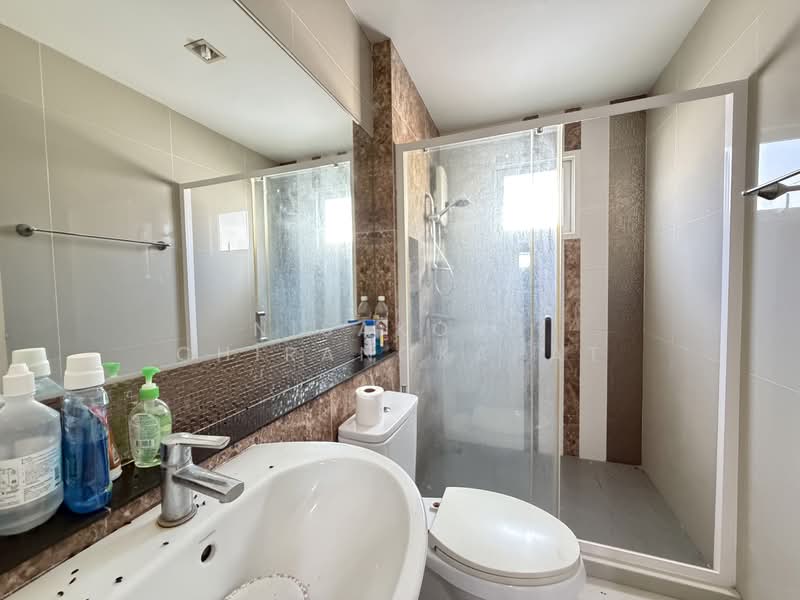 Golden Neo Ladprao-Kaset Nawamin, Bangkok, Soi Nawamin 42, Yak 7, Khlong Kum, Bueng Kum, Bangkok, 4 Bedrooms, 240 sqm, Semi-Detached House (Twin House) For Sale, by Nisakorn Chirangkapat, 500188260 - DDproperty.com