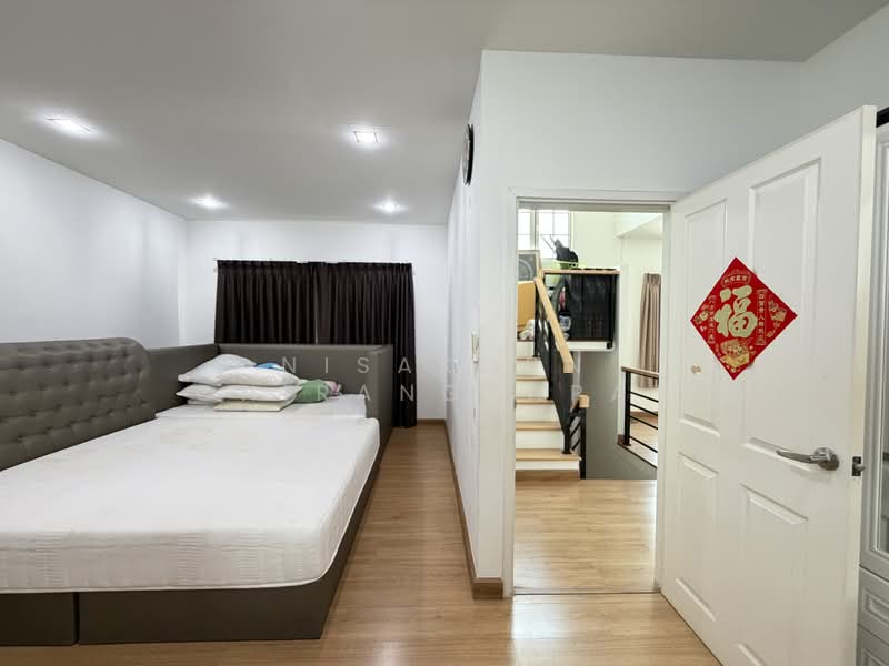 Golden Neo Ladprao-Kaset Nawamin, Bangkok, Soi Nawamin 42, Yak 7, Khlong Kum, Bueng Kum, Bangkok, 4 Bedrooms, 240 sqm, Semi-Detached House (Twin House) For Sale, by Nisakorn Chirangkapat, 500188260 - DDproperty.com