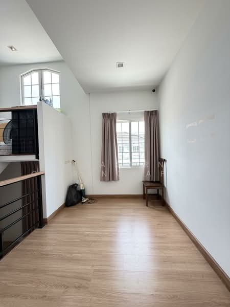 Golden Neo Ladprao-Kaset Nawamin, Bangkok, Soi Nawamin 42, Yak 7, Khlong Kum, Bueng Kum, Bangkok, 4 Bedrooms, 240 sqm, Semi-Detached House (Twin House) For Sale, by Nisakorn Chirangkapat, 500188260 - DDproperty.com