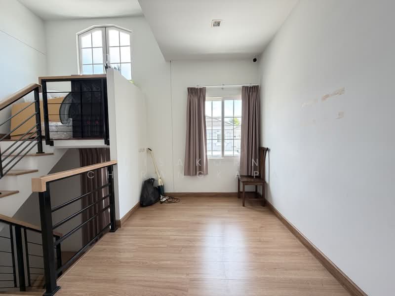 Golden Neo Ladprao-Kaset Nawamin, Bangkok, Soi Nawamin 42, Yak 7, Khlong Kum, Bueng Kum, Bangkok, 4 Bedrooms, 240 sqm, Semi-Detached House (Twin House) For Sale, by Nisakorn Chirangkapat, 500188260 - DDproperty.com