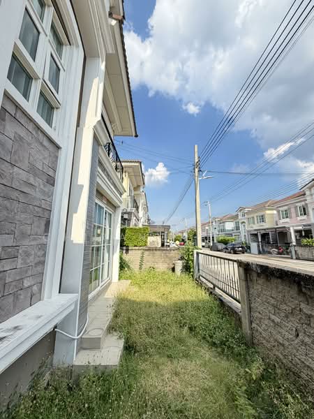 Golden Neo Ladprao-Kaset Nawamin, Bangkok, Soi Nawamin 42, Yak 7, Khlong Kum, Bueng Kum, Bangkok, 4 Bedrooms, 240 sqm, Semi-Detached House (Twin House) For Sale, by Nisakorn Chirangkapat, 500188260 - DDproperty.com