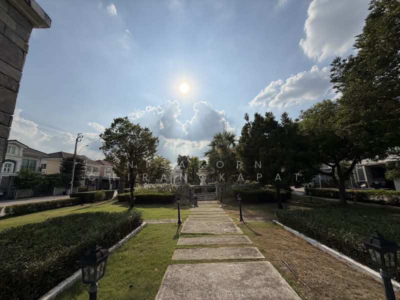 Golden Neo Ladprao-Kaset Nawamin, Bangkok, Soi Nawamin 42, Yak 7, Khlong Kum, Bueng Kum, Bangkok, 4 Bedrooms, 240 sqm, Semi-Detached House (Twin House) For Sale, by Nisakorn Chirangkapat, 500188260 - DDproperty.com