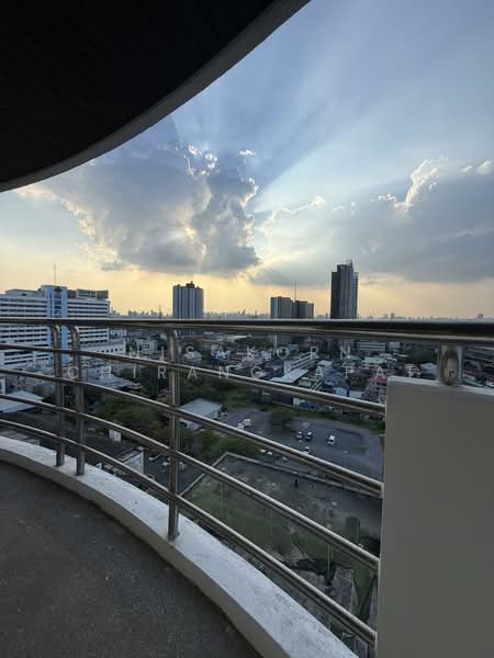 Floraville Condominium : ฟลอร่าวิลล์ คอนโดมิเนียม, กรุงเทพ, 51 พัฒนาการ, สวนหลวง, สวนหลวง, กรุงเทพ, 122 ตร.ม., คอนโด ขาย, โดย Nisakorn Chirangkapat, 500188271 - DDproperty.com