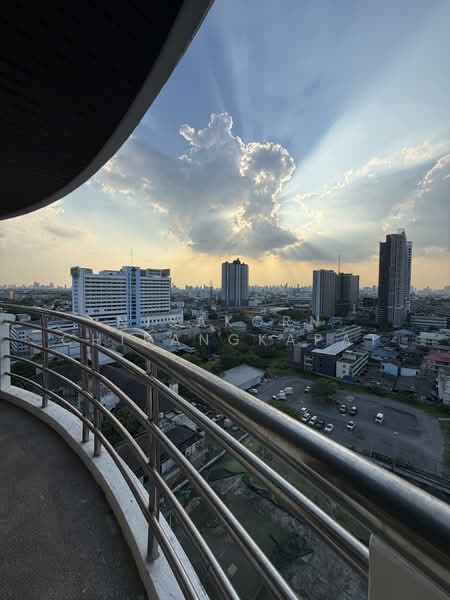 Floraville Condominium, Bangkok, 51 Pattanakarn, Suan Luang, Suan Luang, Bangkok, 2 Bedrooms, 122 sqm, Condo For Sale, by Nisakorn Chirangkapat, 500188271 - DDproperty.com