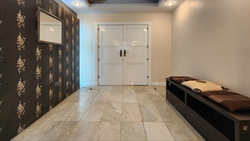 President Park Sukhumvit 24, Bangkok, 99 Sukhumvit 24 Alley, Khlongtoei Nua, Watthana, Bangkok, 3 Bedrooms, 223 sqm, Condo For Rent, by Sarika Saengkam, 500188277 - DDproperty.com