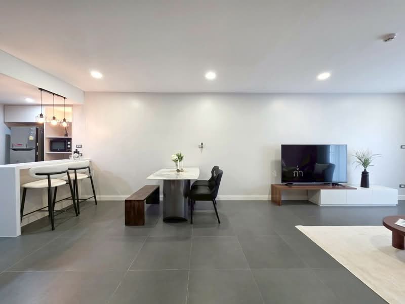 Sathorn Park Place, Bangkok, 27 Sathorn, Thung Maha Mek, Sathon, Bangkok, 1 Bedroom, 97 sqm, Condo For Rent, by Sarika Saengkam, 500188286 - DDproperty.com