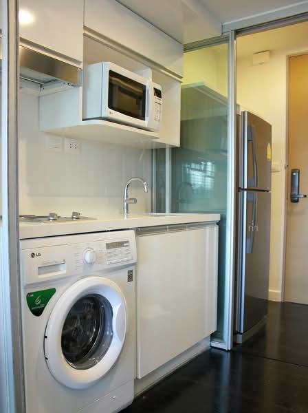 ASHTON Morph 38, Bangkok, 88 Soi Sukhumvit 38, Phra Kanong, Khlong Toei, Bangkok, 1 Bedroom, 43 sqm, Condo For Rent, by Sarika Saengkam, 500188301 - DDproperty.com