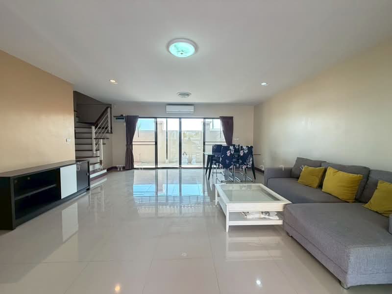 Suchawalai at sea, Phetchaburi, 889 Phetkasem Road, Cha-am, Cha-Am, Phetchaburi, 3 Bedrooms, 120 sqm, Townhouse For Sale, by ธัชพล ดวงสว่าง, 500188384 - DDproperty.com