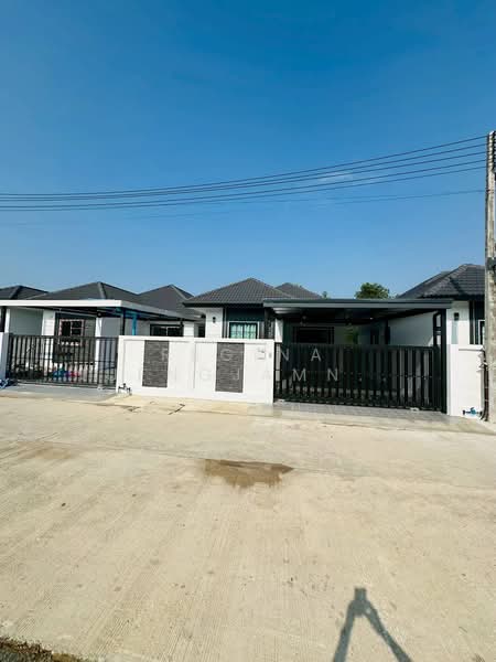 Rattanakorn Village 18, Chon Buri (Pattaya), Na Kloe, Bang Lamung (Pattaya), Chon Buri (Pattaya), 3 Bedrooms, 284 sqm, Villa For Sale, by Regina Nuengjamnong, 500188394 - DDproperty.com