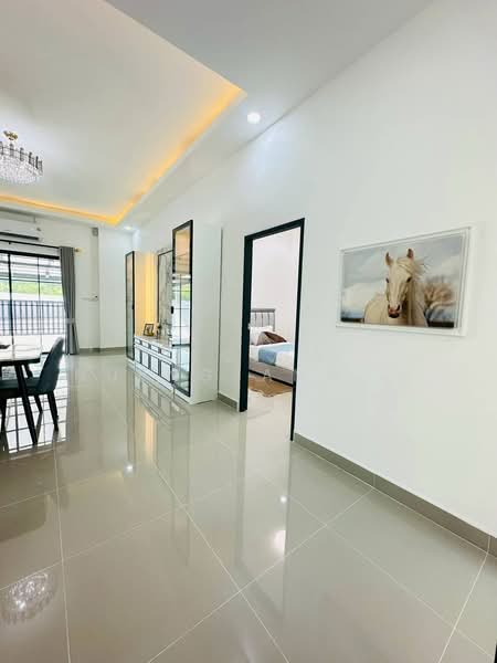 Rattanakorn Village 18, Chon Buri (Pattaya), Na Kloe, Bang Lamung (Pattaya), Chon Buri (Pattaya), 3 Bedrooms, 284 sqm, Villa For Sale, by Regina Nuengjamnong, 500188394 - DDproperty.com
