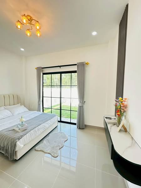 Rattanakorn Village 18, Chon Buri (Pattaya), Na Kloe, Bang Lamung (Pattaya), Chon Buri (Pattaya), 3 Bedrooms, 284 sqm, Villa For Sale, by Regina Nuengjamnong, 500188394 - DDproperty.com