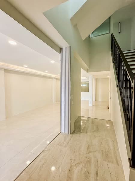 Baan Klang Muang Urbanion Rama 9-Ladprao, Bangkok, Soi Ladprao 84, Ladprao Road, Wang Thonglang, Wang Thonglang, Bangkok, 4 Bedrooms, 220 sqm, Townhouse For Sale, by ณัฏฐพัชร ชโยทิตกุลเกียรติ, 500188415 - DDproperty.com