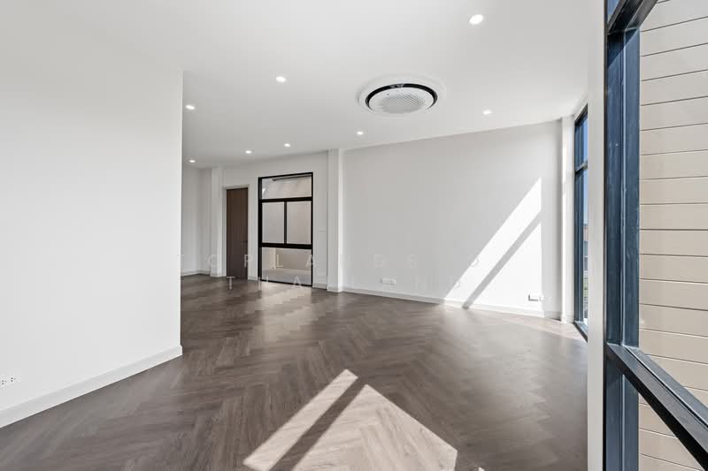 ขาย บ้าน The Zenith วังทองหลาง (ทำเลพิเศษ อยู่ในซอยโรงเรียนนานาชาติ SISB) บ้าน 3 ชั้น 288.50 ตร.ม., กรุงเทพ, เลียบด่วนเอกมัย-รามอินทรา, วังทองหลาง, วังทองหลาง, กรุงเทพ, 289 ตร.ม., บ้านแฝด ขาย, โดย TopLands of Thailand, 500188446 - DDproperty.com